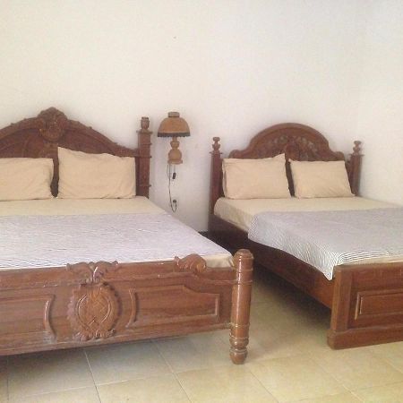 Good For Ya Knee Hostel & Bungalows (Adults Only) Gili Trawangan Exterior photo