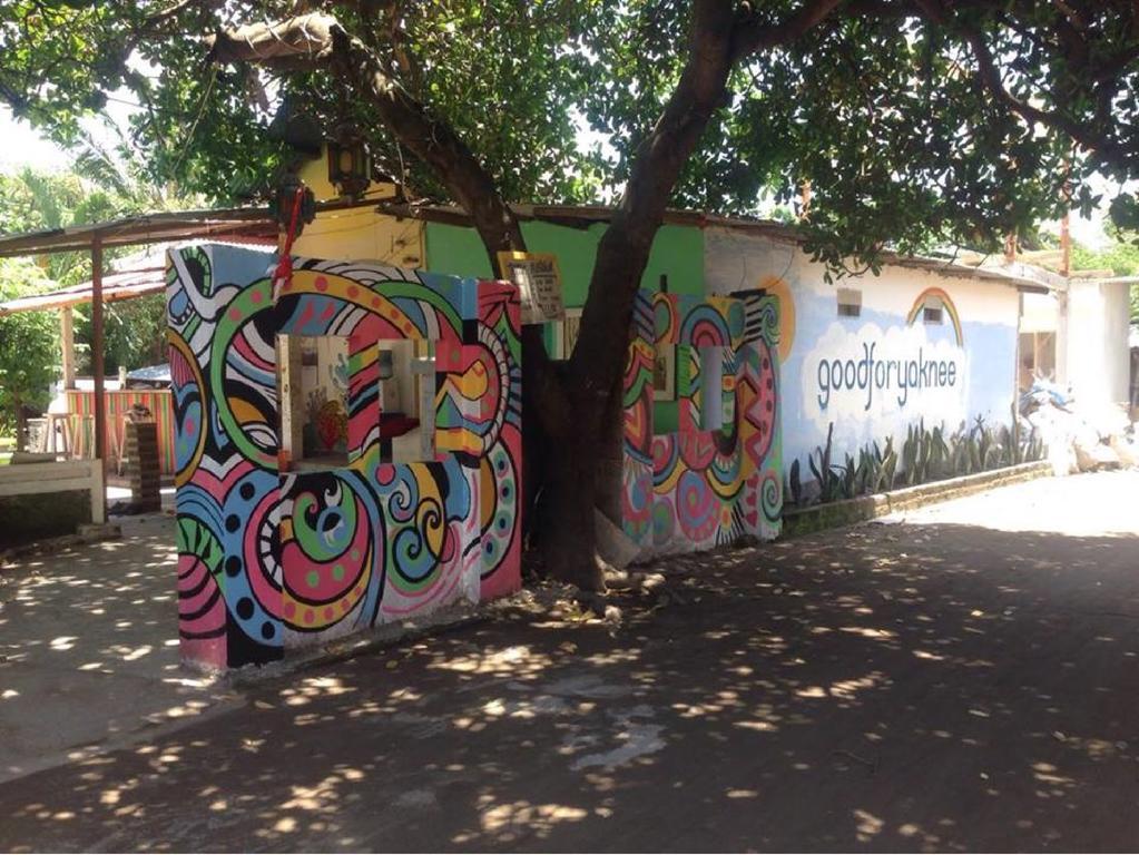 Good For Ya Knee Hostel & Bungalows (Adults Only) Gili Trawangan Exterior photo